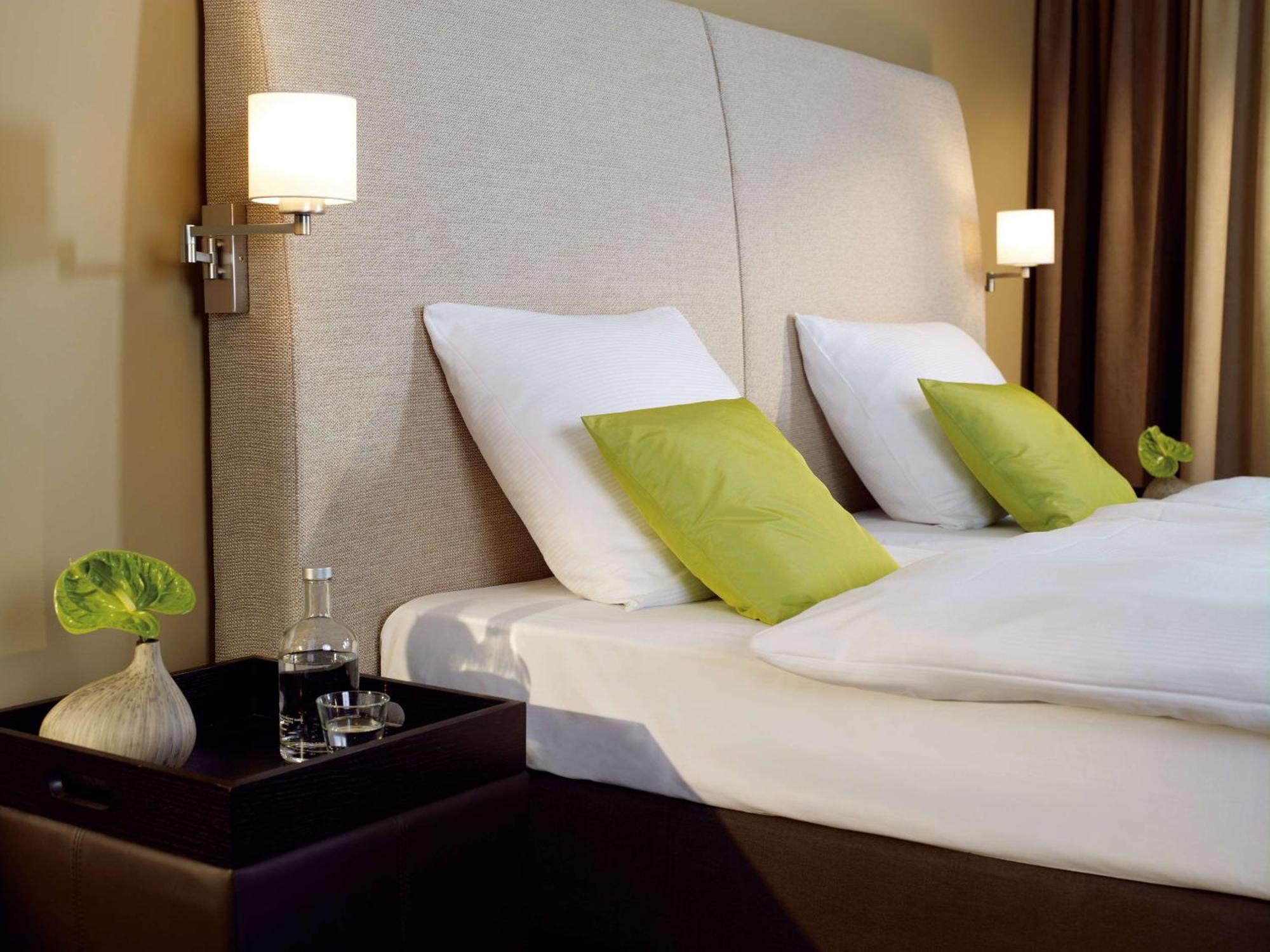 ลินด์เนอร์ เวิลด์เทรดเซ็นเตอร์ โฮเต็ล แอนด์ ซิตี้ ลอดจ์ Hotel แอนต์เวิร์ป ภายนอก รูปภาพ
